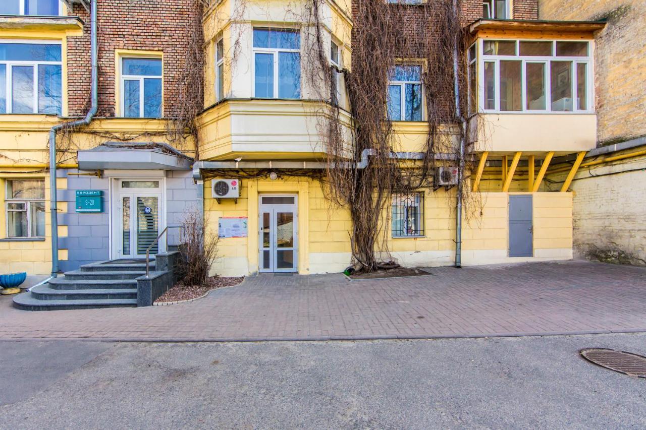 2-Х Кімнатна Квартира Поруч Із Бессарабським Ринком キエフ エクステリア 写真